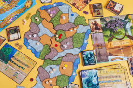Popular Card and Table Games to Explore on 8XBET