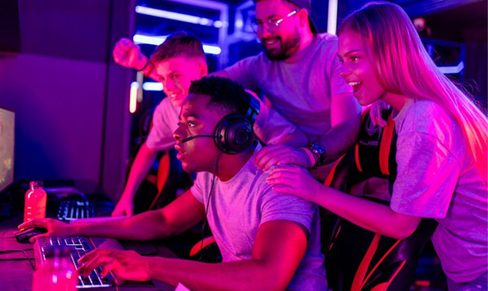 How Gaming Online Brings Players Together