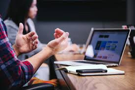 Why Fast, Mobile-Friendly Platforms Keep Users Engaged Longer